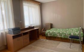 Bright Room Near International Exhibition Centre